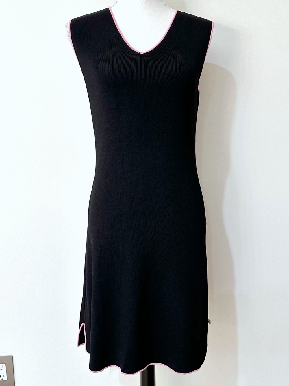 Vertigo Paris Sleeveless Sweater Knit Dress Black Size Medium